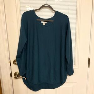 Max Studio Deep Blue Scoop Neck Sweater